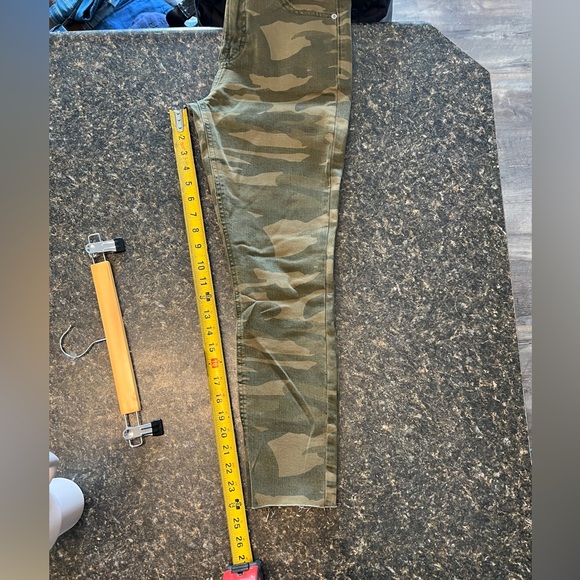 Lucky Brand Bridgette Crop Camo Print jeans - Picture 4 of 5